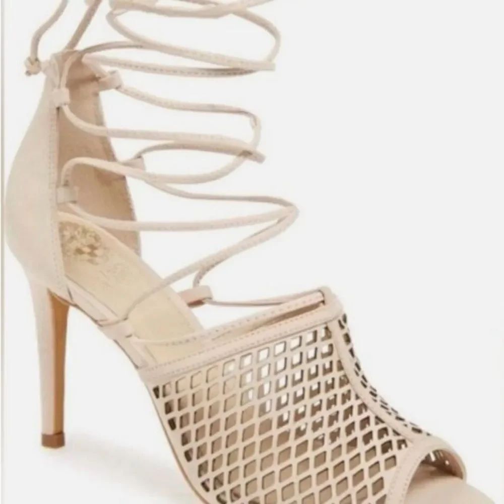 Vince Camuto Vasha Lace Tie Up Nude High Heel Strappy Cutout Sandals Size 9